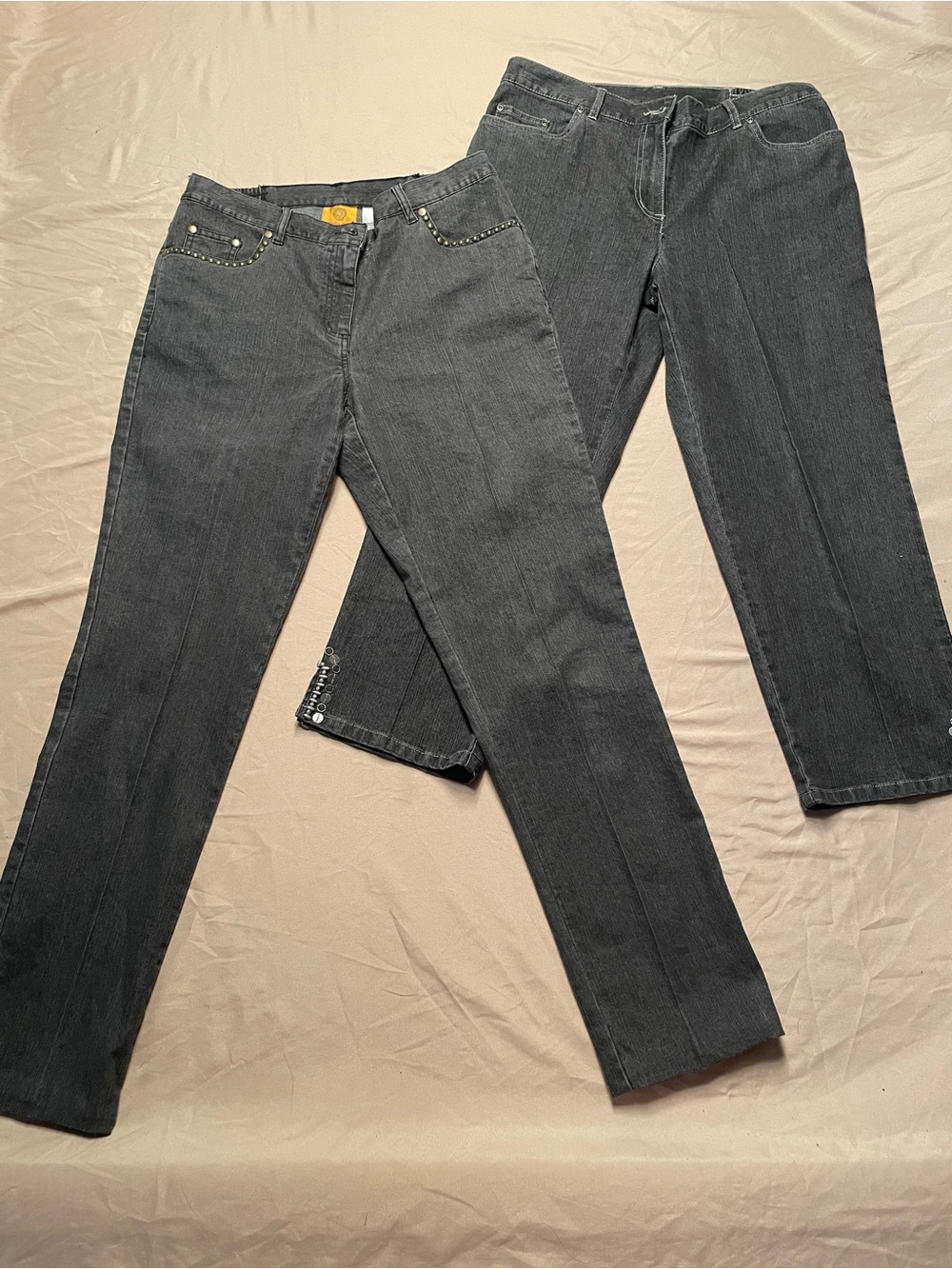 Ruby Rd. Jeans Lot (2 pairs) Charcoal Gray Women's Jeans Size 6 made of Ramie